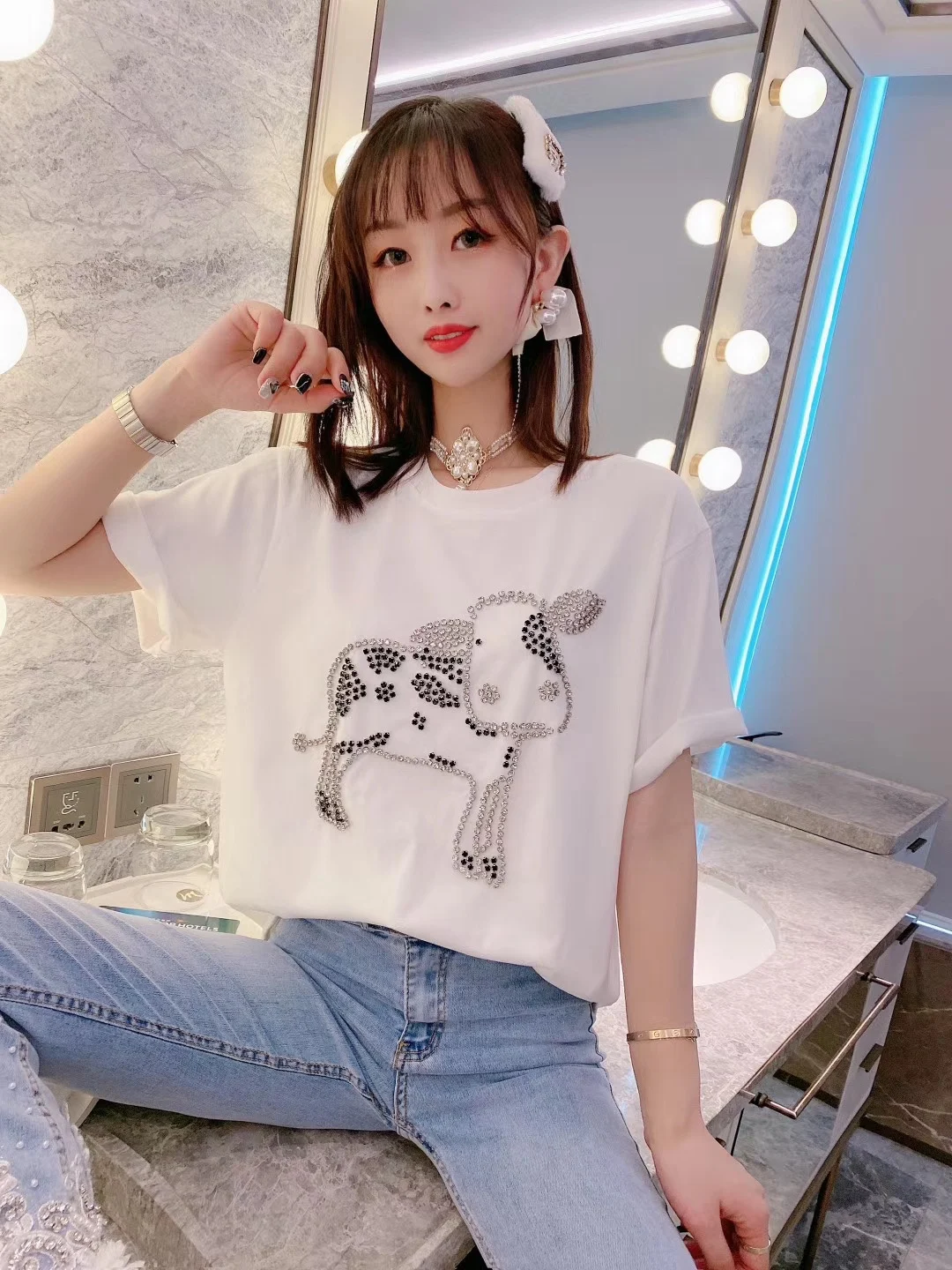 2021 Spring Summer New Exquisite Rhinestone Printed Cotton White Top Loose Pullover Short Sleeve T-shirt Fashion Simple Lady Tee
2021 Spring Summer New Exquisite Rhinestone Printed Cotton White Top Loose Pullover Short Sleeve T-shirt Fashion Simple Lady Tee