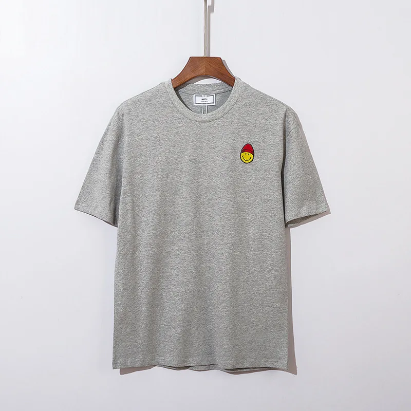 French summer 2021 AMI spring new smiley face egg embroidered round collar men and women fashion short sleeve T-shirt
French summer 2021 AMI spring new smiley face egg embroidered round collar men and women fashion short sleeve T-shirt