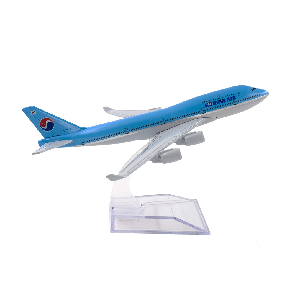 1/400 Scale Alloy Aircraft Boeing 747 Korean Air 16cm Airplane B747 Model Toys Decoration Children Gift Collection
1/400 Scale Alloy Aircraft Boeing 747 Korean Air 16cm Airplane B747 Model Toys Decoration Children Gift Collection