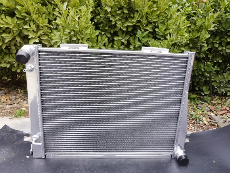 3 ROW Aluminum Radiator For ALPINA BMW 5/6 Series E28 525i 528i 533i 535i 535is & E24 628/633/635 CSi 633CSi l6 1983-1989 AT/MT
3 ROW Aluminum Radiator For ALPINA BMW 5/6 Series E28 525i 528i 533i 535i 535is & E24 628/633/635 CSi 633CSi l6 1983-1989 AT/MT