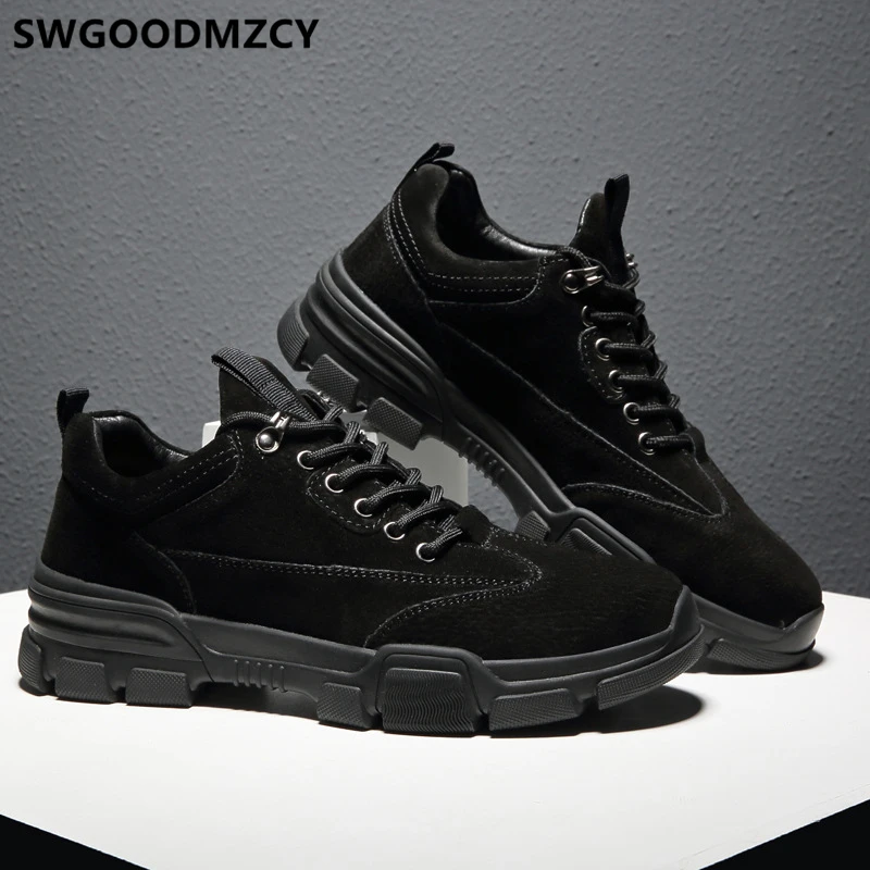 Men's Shoes
Men's Shoes