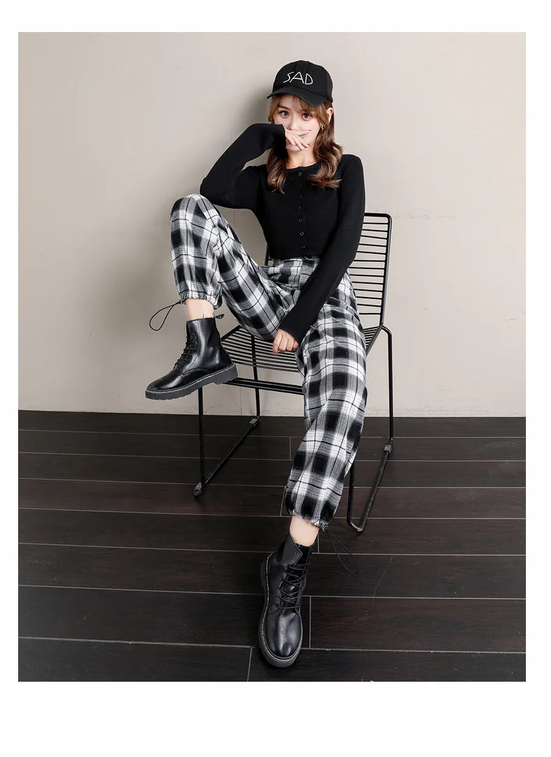 Summer Vintage Plaid Causal Long Women Pants Street Fashion Straight Wide Leg Pants Sweatpants Harajuku Joggers Harem Pants
Summer Vintage Plaid Causal Long Women Pants Street Fashion Straight Wide Leg Pants Sweatpants Harajuku Joggers Harem Pants