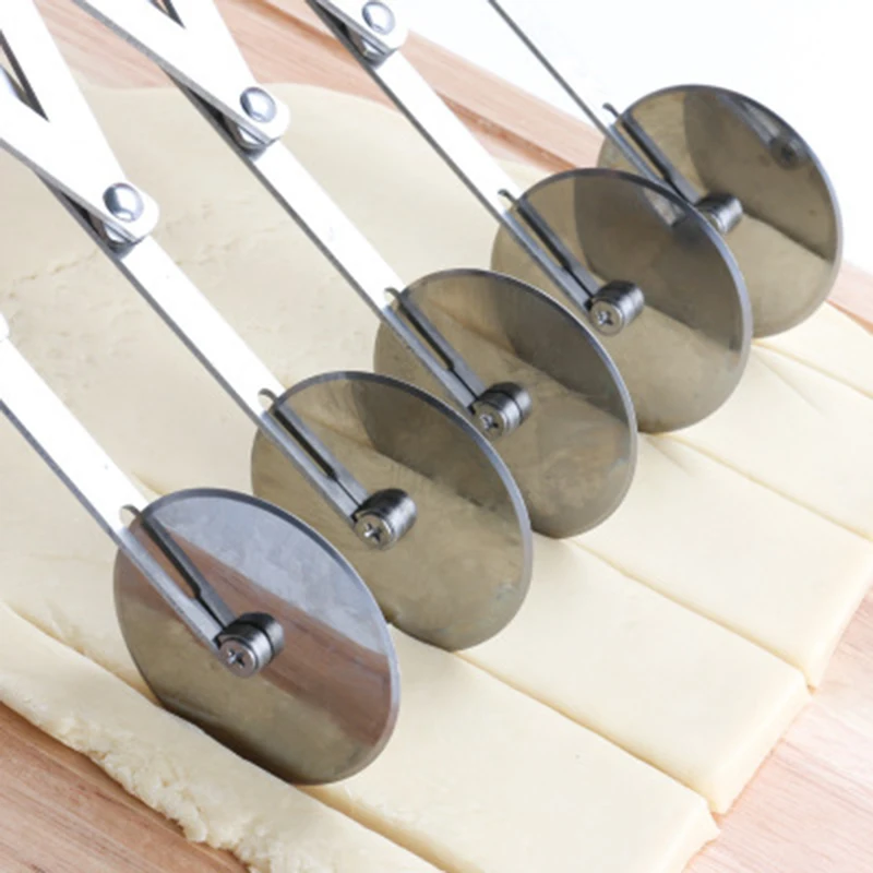 Kitchen Stainless Dough Divider Cutter Side Pasta Cutter Flexible Roller Blade 5/7/3 Wheels Pizza Pastry Peeler Bake Tool
Kitchen Stainless Dough Divider Cutter Side Pasta Cutter Flexible Roller Blade 5/7/3 Wheels Pizza Pastry Peeler Bake Tool