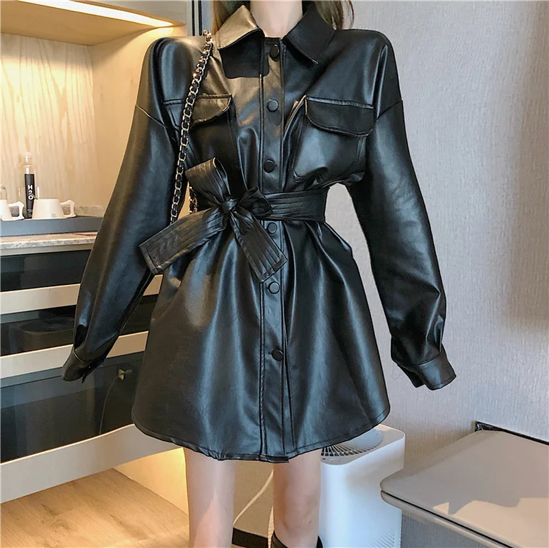 PU Leather Jackets Gothic Fashion Oversized Pu Coat 2021 New Elegant Blouses Jacket Women Punk Long Sleeve Tops with Belt Female
PU Leather Jackets Gothic Fashion Oversized Pu Coat 2021 New Elegant Blouses Jacket Women Punk Long Sleeve Tops with Belt Female