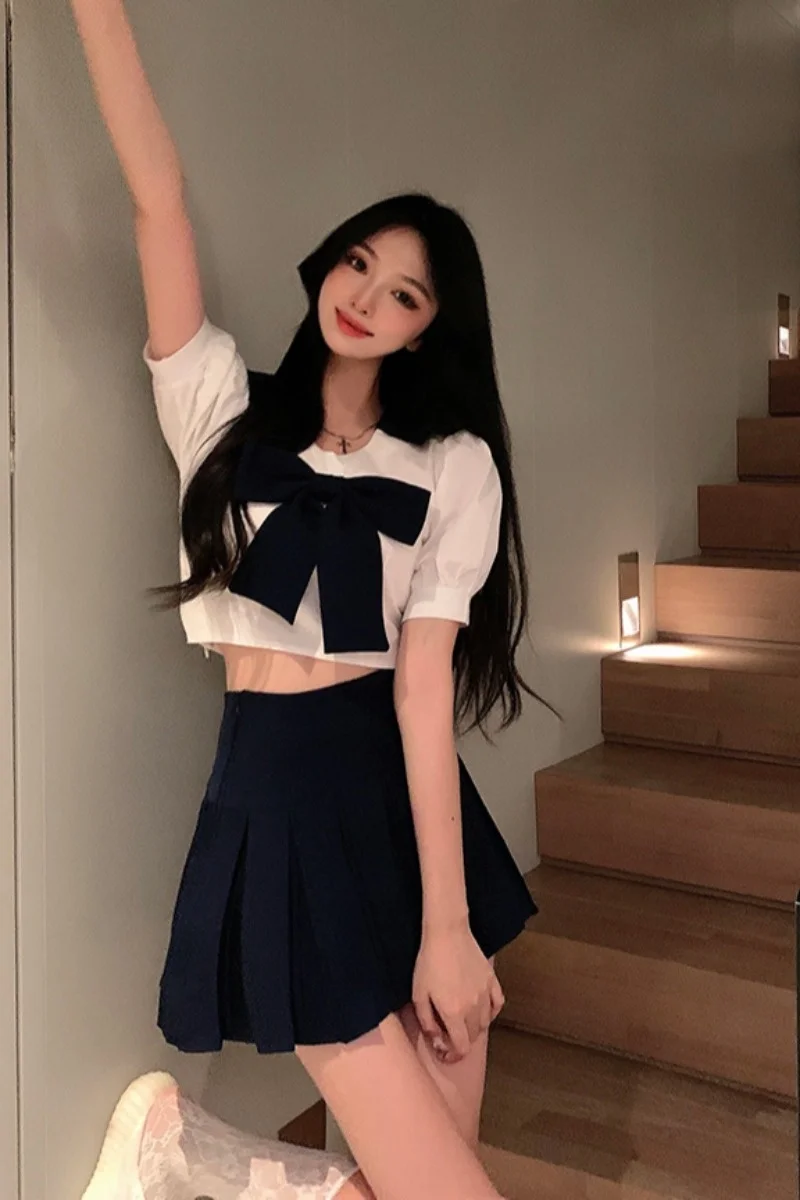 Top And Skirt Set Two Piece Crop Women Sexy 2021 Skirts sky blue Harajuku Gothic Sexy Elegant designer Student outfit clothes 
Top And Skirt Set Two Piece Crop Women Sexy 2021 Skirts sky blue Harajuku Gothic Sexy Elegant designer Student outfit clothes