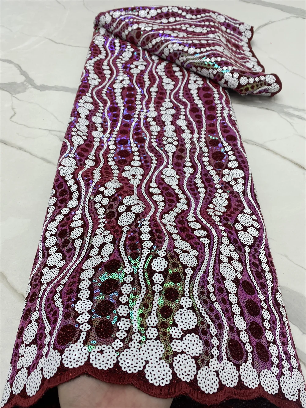 African Velvet Sequins Lace Fabric 2021 High Quality Eembroidery French Nigerian Lace Fabrics For Wedding Dress Sewing 4641B
African Velvet Sequins Lace Fabric 2021 High Quality Eembroidery French Nigerian Lace Fabrics For Wedding Dress Sewing 4641B