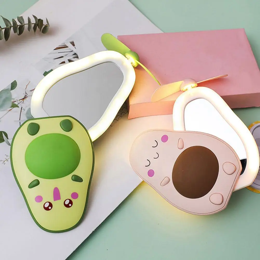 Portable Mini Avocado Makeup Mirror Fan Three Way Fill Handheld Make-up Pocket Makeup Fold Mirror Fan Mirror Fan Vanity Lig A5F3
Portable Mini Avocado Makeup Mirror Fan Three Way Fill Handheld Make-up Pocket Makeup Fold Mirror Fan Mirror Fan Vanity Lig A5F3