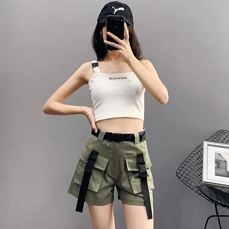 Ins tooling shorts women's high waist summer Korean student thin handsome loose casual pants hip hop wide leg pants
Ins tooling shorts women's high waist summer Korean student thin handsome loose casual pants hip hop wide leg pants