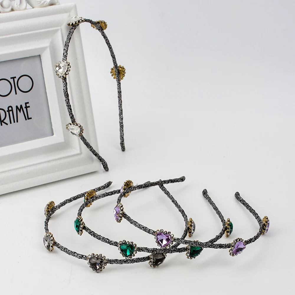 Oaoleer Fashion Women Headbands Heart Gem Diamond Hair Bands Hoops For Women Girls Vintage Bling Rhinestones Hair Accessories
Oaoleer Fashion Women Headbands Heart Gem Diamond Hair Bands Hoops For Women Girls Vintage Bling Rhinestones Hair Accessories
