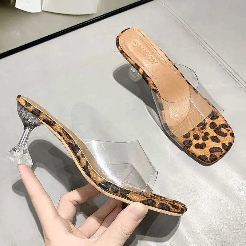 2021 New Women Sandals PVC Jelly Crystal Heel Transparent Women Sexy Leopard Clear High Heels Sandals Pumps Shoes Size 34-42
2021 New Women Sandals PVC Jelly Crystal Heel Transparent Women Sexy Leopard Clear High Heels Sandals Pumps Shoes Size 34-42