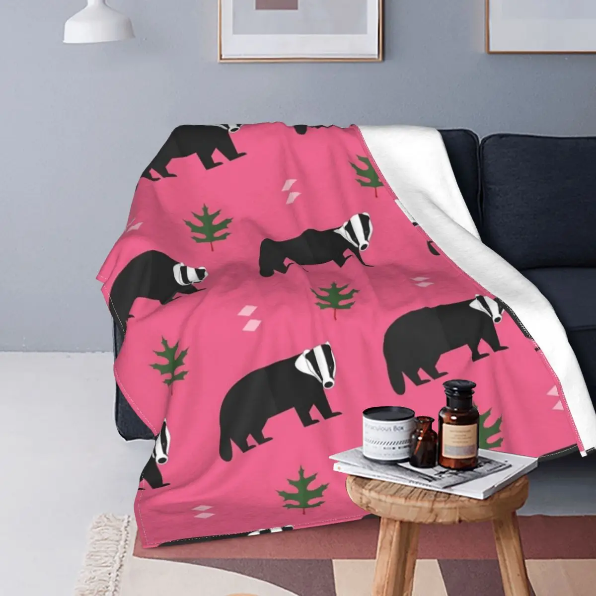 Manta de tejones en el bosque, colcha de cama a cuadros, manta con capucha de Anime, ropa de cama y fundas
Manta de tejones en el bosque, colcha de cama a cuadros, manta con capucha de Anime, ropa de cama y fundas