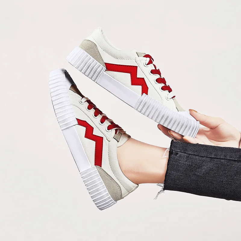 2021 Spring Women Sneaker Casual Lace Up Flat Sport Shoes Ladies Simple Running Vulcanized Shoes Female New Fashion
2021 Spring Women Sneaker Casual Lace Up Flat Sport Shoes Ladies Simple Running Vulcanized Shoes Female New Fashion