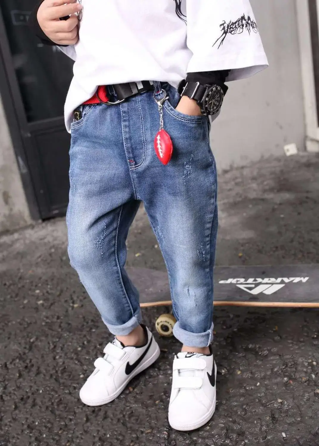 4111 KIDS soft denim jeans jeans pants boys jeans trousers new spring autumn light blue elastic waist
4111 KIDS soft denim jeans jeans pants boys jeans trousers new spring autumn light blue elastic waist