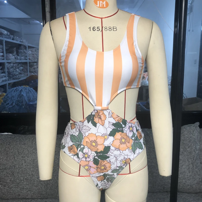 One Piece High Cut Swimsuit Bandage Bikinis 2019 Floral Print Bathers Sexy Hollow Out Swimwear Women Swimwear Backless Monokini
One Piece High Cut Swimsuit Bandage Bikinis 2019 Floral Print Bathers Sexy Hollow Out Swimwear Women Swimwear Backless Monokini