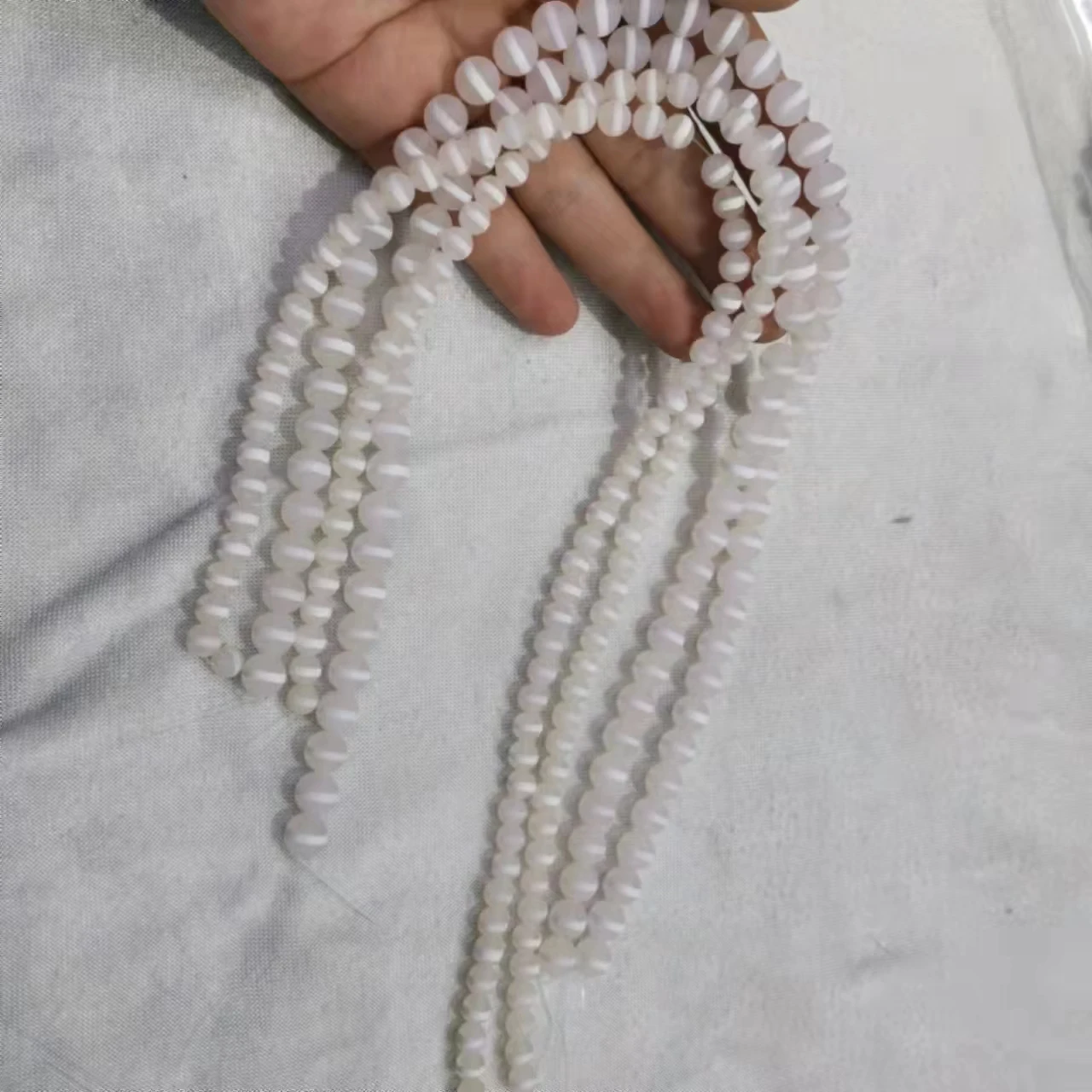 1pcs/lot natural white agate first-line pharmacist dzi long hanging Matte Bracelet necklace jewelry Refreshing accessories taki
1pcs/lot natural white agate first-line pharmacist dzi long hanging Matte Bracelet necklace jewelry Refreshing accessories taki