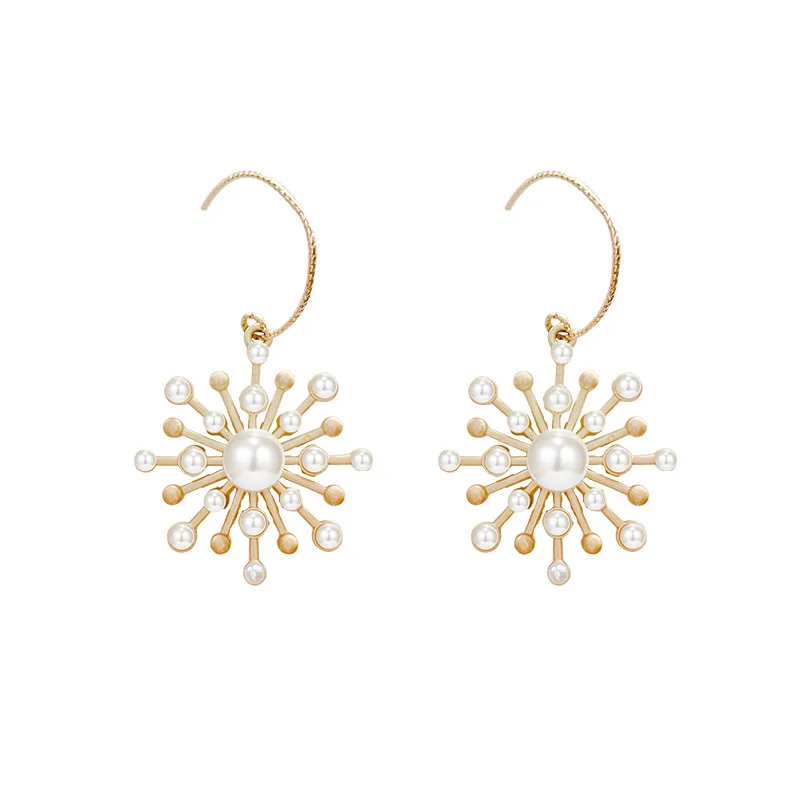 Korean temperament snowflake pearl earrings for women style temperament sun flower ear hook wild earring jewelry gift
Korean temperament snowflake pearl earrings for women style temperament sun flower ear hook wild earring jewelry gift