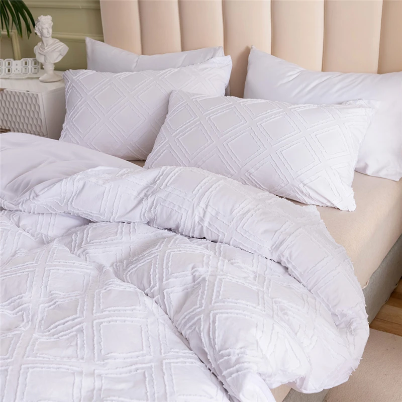 2/3pcs White Topfinel Satin Strip Luxury Geometric Duvet Cover Pillowcases Queen King Size Soft Bedding Set No Filling Bed Sheet
2/3pcs White Topfinel Satin Strip Luxury Geometric Duvet Cover Pillowcases Queen King Size Soft Bedding Set No Filling Bed Sheet