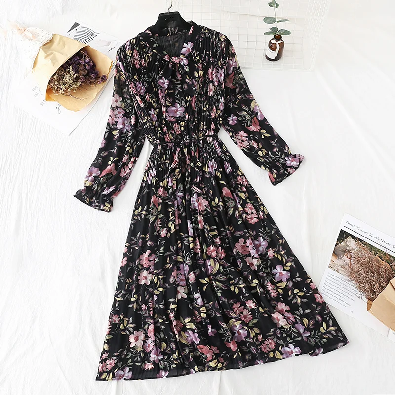2021 Women Casual Autumn Winter Dress Lady Korean Style Vintage Floral Printed Chiffon Shirt Dress Long Sleeve Bow Long Dress 
2021 Women Casual Autumn Winter Dress Lady Korean Style Vintage Floral Printed Chiffon Shirt Dress Long Sleeve Bow Long Dress