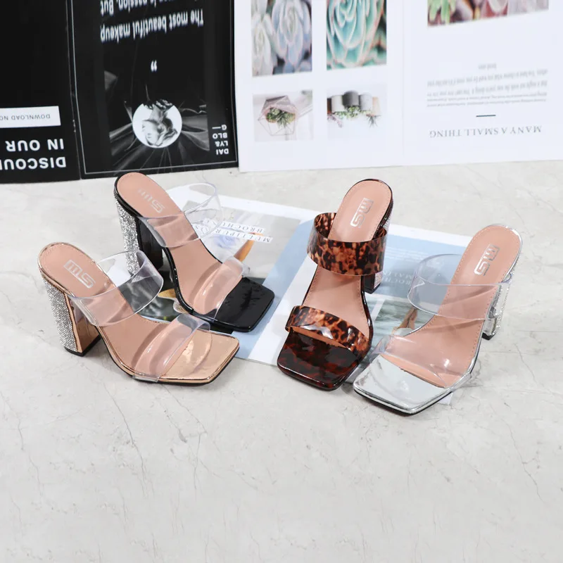2022 Summer Fashion Women 8.5cm Clear High Heels Prom Slippers Block Transparent Heels Slides Open Toe Mules Female Party Shoes
2022 Summer Fashion Women 8.5cm Clear High Heels Prom Slippers Block Transparent Heels Slides Open Toe Mules Female Party Shoes