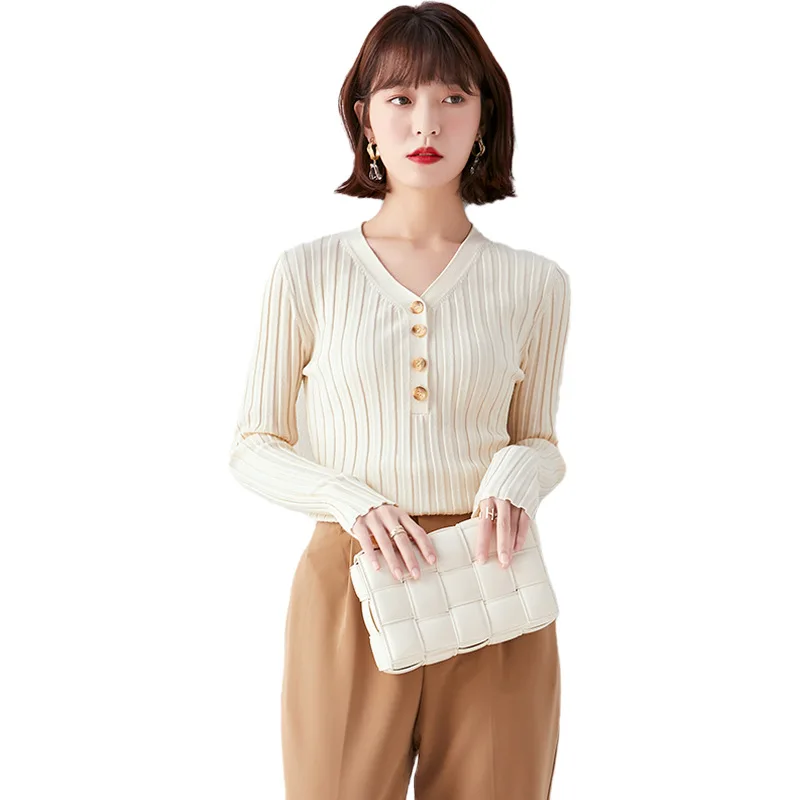 2020 Autumn Spring Women Sweater Soild Color Fashion V Neck Casual Long Sleeve Elegant Female Pullovers Kintted Loose Button
2020 Autumn Spring Women Sweater Soild Color Fashion V Neck Casual Long Sleeve Elegant Female Pullovers Kintted Loose Button