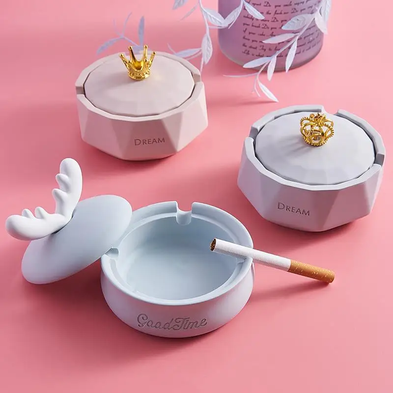 Ashtray with lid creative personality trend fashion home living room decoration cartoon cute anti fly ash ashtray 
Ashtray with lid creative personality trend fashion home living room decoration cartoon cute anti fly ash ashtray