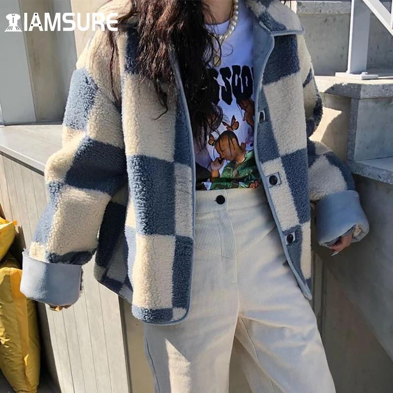 IAMSURE Preppy Style Furry Plaid Jacket Warm Winter Fleece Loose Turn-Down Follar Long Sleeve Patchwork Coats Women 2021 Casual 
IAMSURE Preppy Style Furry Plaid Jacket Warm Winter Fleece Loose Turn-Down Follar Long Sleeve Patchwork Coats Women 2021 Casual