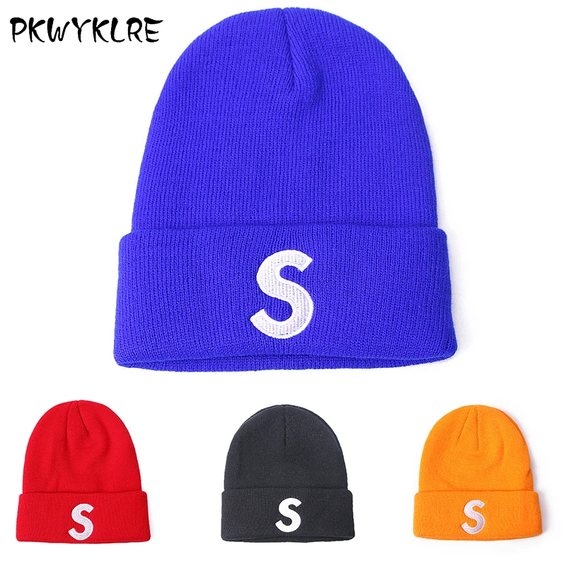 Autumn and winter men's and women's, couple style knitted hats, fashion embroidery, no, brimmed hats, outdoor sports warmth caps
Autumn and winter men's and women's, couple style knitted hats, fashion embroidery, no, brimmed hats, outdoor sports warmth caps