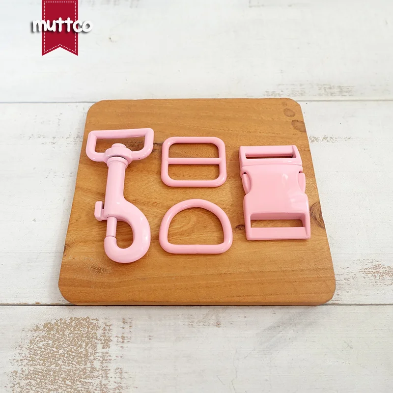 (Металлическая пряжка + Регулируемая пряжка + D-образное кольцо + металлическая застежка для собак/набор) Экологически чистый розовый аксесс...
(Металлическая пряжка + Регулируемая пряжка + D-образное кольцо + металлическая застежка для собак/набор) Экологически чистый розовый аксесс...