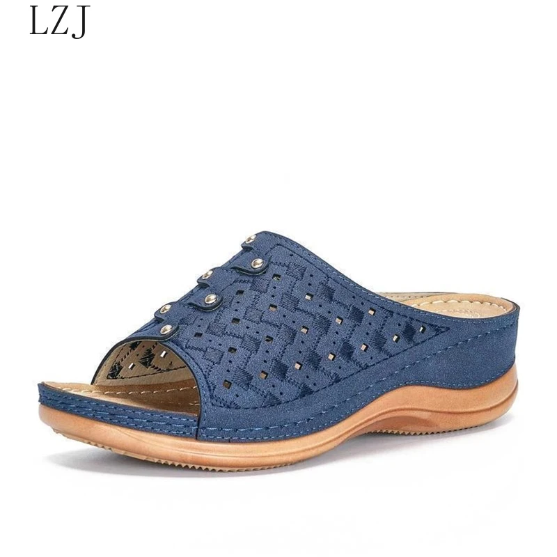 Сандалии женские на низком каблуке, Босоножки с открытым носком, удобные повседневные Нескользящие танкетки, плоская платформа, лето 2020 
Сандалии женские на низком каблуке, Босоножки с открытым носком, удобные повседневные Нескользящие танкетки, плоская платформа, лето 2020