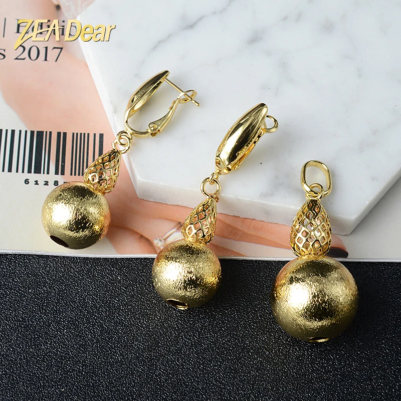 Diana baby Jewelry 2021 Fashion Copper Sets Women Gold Colour And Silver Earrings Pendant High Quality geometric Luxury Trendy
Diana baby Jewelry 2021 Fashion Copper Sets Women Gold Colour And Silver Earrings Pendant High Quality geometric Luxury Trendy
