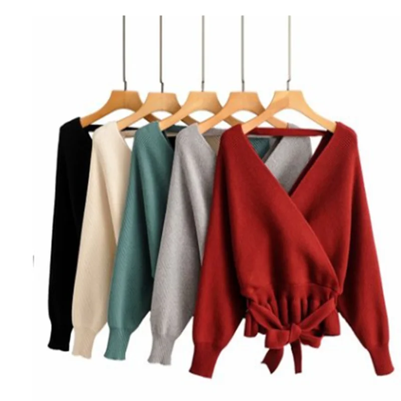 2020 New Hot Women Sexy Backless Solid Jumper Sweater Korean Fashion Long Sleeve v neck Pullovers Female Tops Casual Loose Top
2020 New Hot Women Sexy Backless Solid Jumper Sweater Korean Fashion Long Sleeve v neck Pullovers Female Tops Casual Loose Top