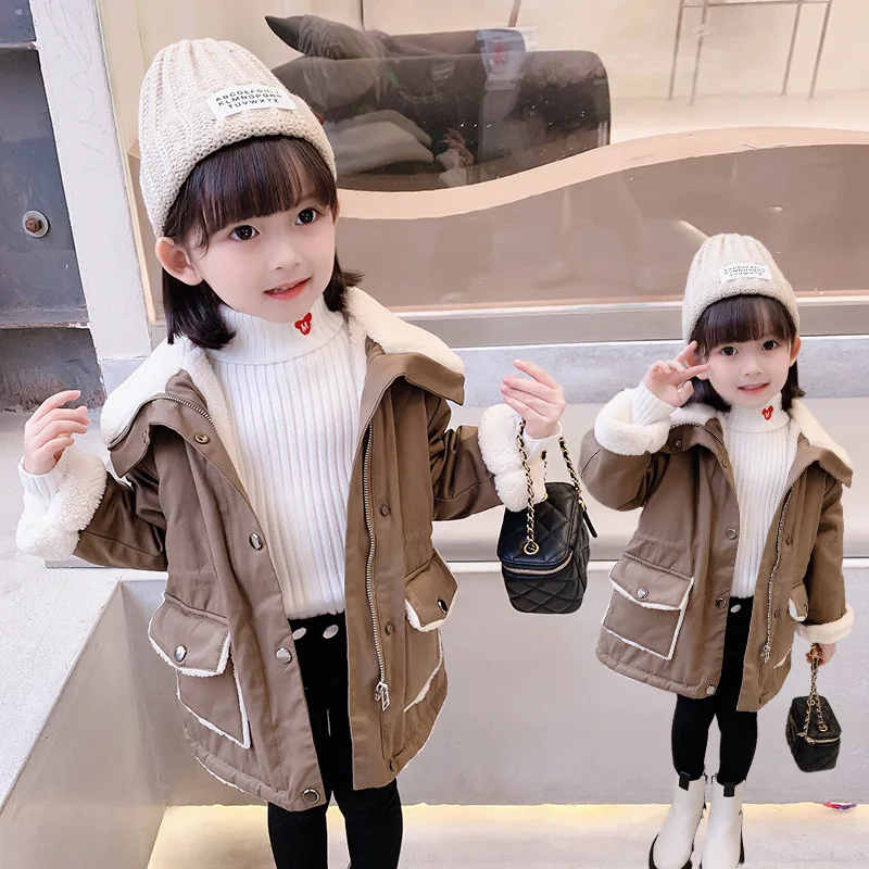 Girls Winter Coat Faux Fur Collar Big Lapel Drawstring Fashion Children Snowsuit Windproof Girl Overcoat 3-8 Years Old Kids
Girls Winter Coat Faux Fur Collar Big Lapel Drawstring Fashion Children Snowsuit Windproof Girl Overcoat 3-8 Years Old Kids