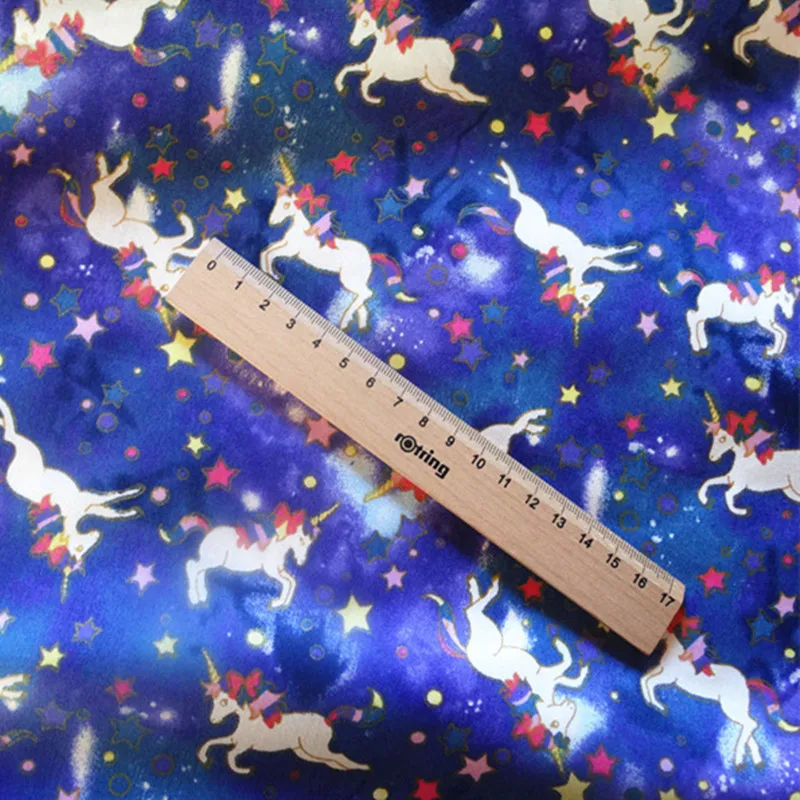 Half meter Japanese gilt horse printed soft breeze 100% cotton fabric for mouth gold package handmade DIY B25
Half meter Japanese gilt horse printed soft breeze 100% cotton fabric for mouth gold package handmade DIY B25