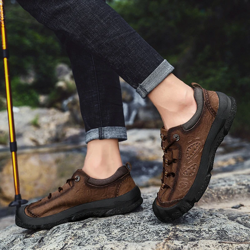 Handmade men shoes genuine leather Breathable Men's Oxford Shoes Dress Men Flats Sneakers Fashion Men cow Leather Martin Shoes
Handmade men shoes genuine leather Breathable Men's Oxford Shoes Dress Men Flats Sneakers Fashion Men cow Leather Martin Shoes