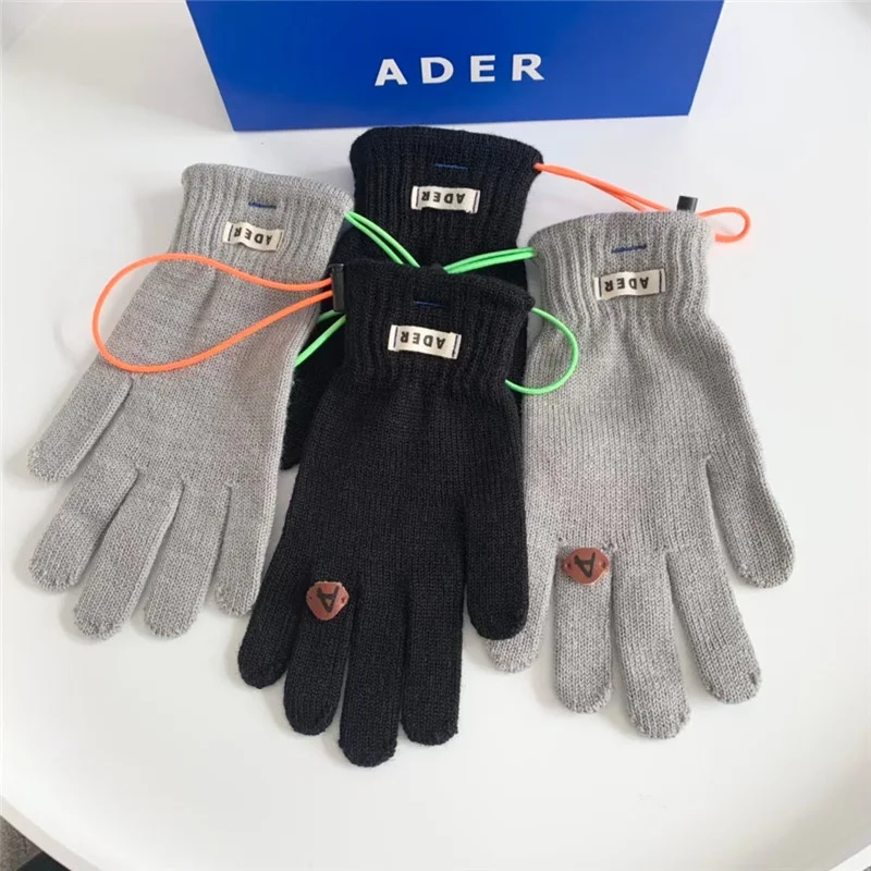 Перчатки ADER ERROR для мужчин и женщин, 1:1, высококачественные плюшевые теплые перчатки для верховой езды
Перчатки ADER ERROR для мужчин и женщин, 1:1, высококачественные плюшевые теплые перчатки для верховой езды