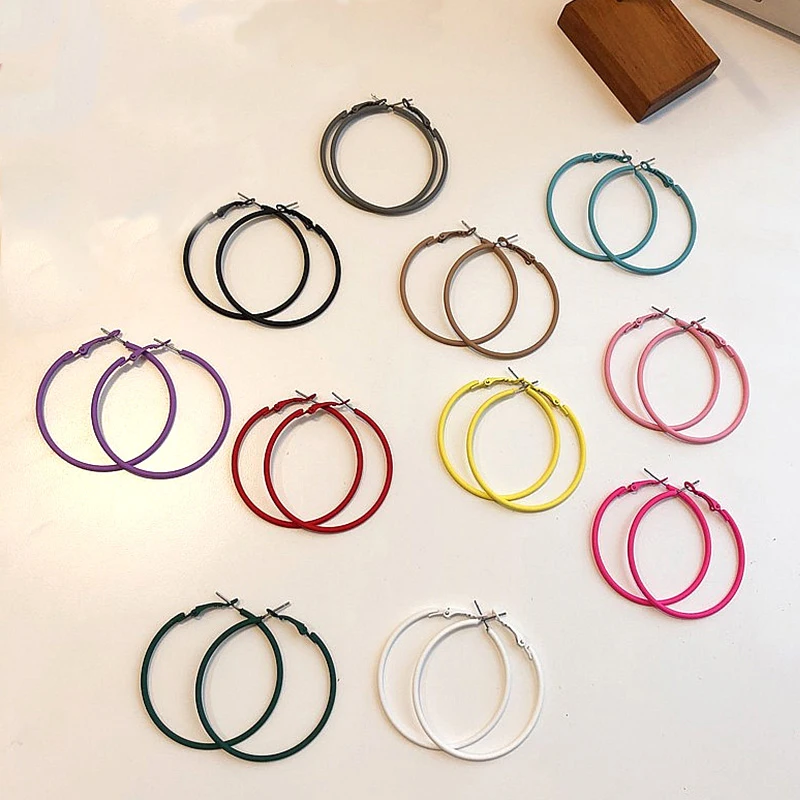 Classic Simple Fashion Big Circle Earrings New Candy Color Exaggerated Personality Cool Girl Valentine's Day Gift
Classic Simple Fashion Big Circle Earrings New Candy Color Exaggerated Personality Cool Girl Valentine's Day Gift
