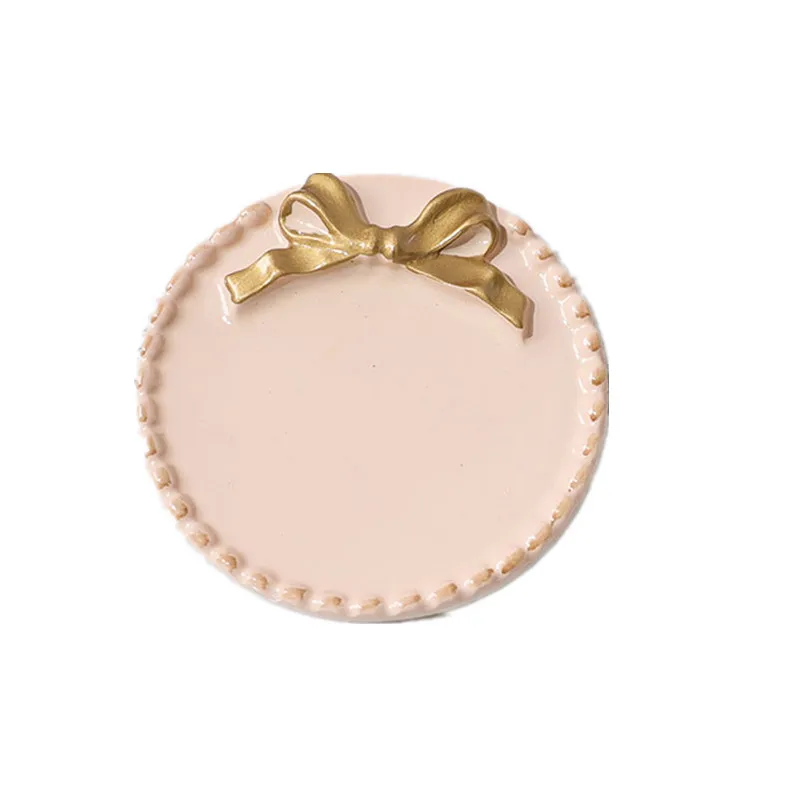 Creative Resin Plate French Romantic Gold-plated Bow Jewelry Tray Dessert Plate Powdered Macaron Color System
Creative Resin Plate French Romantic Gold-plated Bow Jewelry Tray Dessert Plate Powdered Macaron Color System