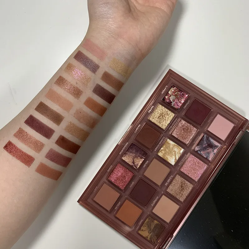 Chocolate Eyeshadow 18 Colors Fashion Pallete Nude Matte Smoky Eye Shadow Waterproof Glitter Long lasting Eyeshadow
Chocolate Eyeshadow 18 Colors Fashion Pallete Nude Matte Smoky Eye Shadow Waterproof Glitter Long lasting Eyeshadow