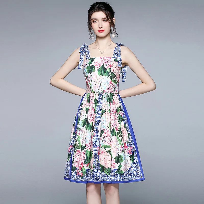the new printed cultivate one's morality show thin shoulder strap bowknot condole belt dress female holiday wind skirt
the new printed cultivate one's morality show thin shoulder strap bowknot condole belt dress female holiday wind skirt
