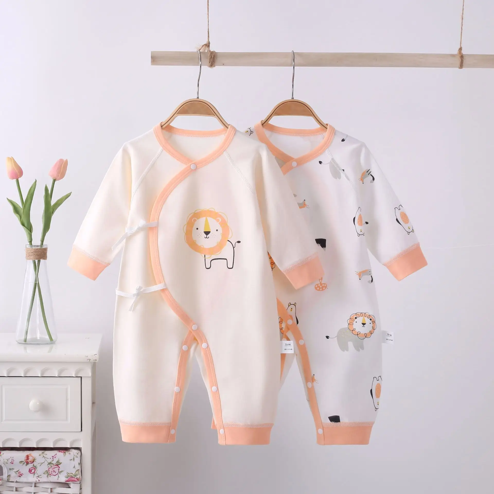 Newborn One-piece Clothes Spring and Autumn Pure Cotton Baby Climbing Clothes Newborn Baby Men's and Women's Lovely Pajamas
Newborn One-piece Clothes Spring and Autumn Pure Cotton Baby Climbing Clothes Newborn Baby Men's and Women's Lovely Pajamas