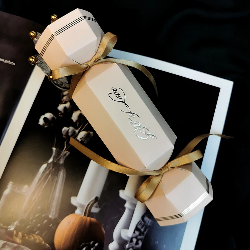 50 Pcs / Lot Personality Candy Shaped Packing Box With Ribbon Wedding DIY Gift Packing Bags Baby Shower Party Supplies
50 Pcs / Lot Personality Candy Shaped Packing Box With Ribbon Wedding DIY Gift Packing Bags Baby Shower Party Supplies