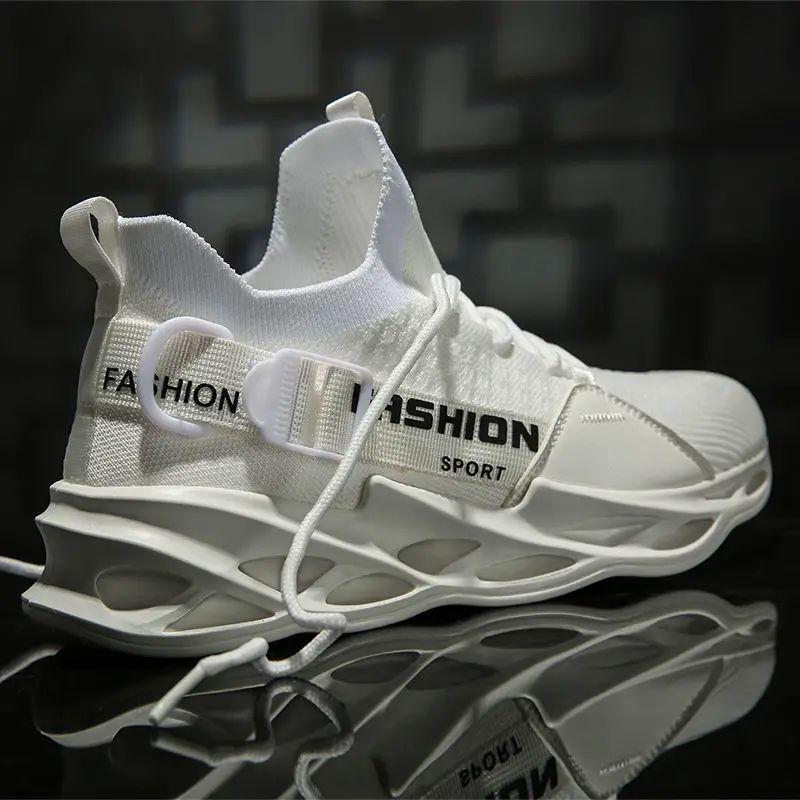 New flying woven Korean style wild spring and autumn trend men's sports and leisure running shoes
New flying woven Korean style wild spring and autumn trend men's sports and leisure running shoes