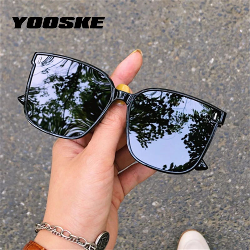 YOOSKE Classic Vintage Square Sunglasses Women Oversized Sunglass Woman Men Retro Black Sun Glasses Shades Goggle
YOOSKE Classic Vintage Square Sunglasses Women Oversized Sunglass Woman Men Retro Black Sun Glasses Shades Goggle