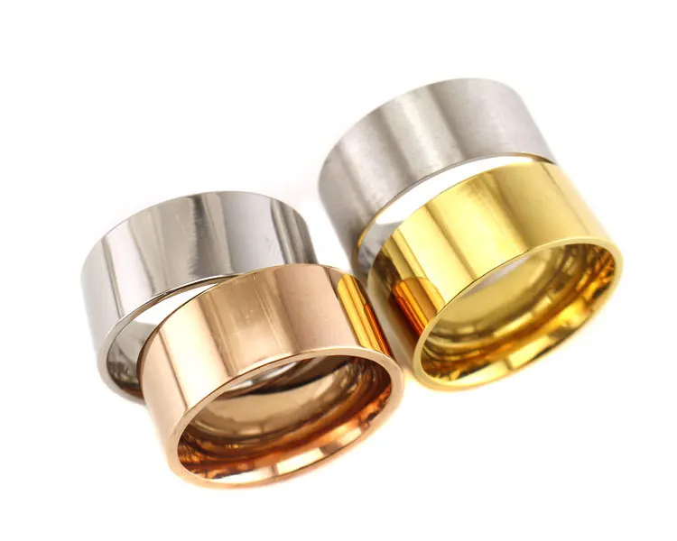 European and ring Cuban chain wide couple titanium steel Cuba American fashion titanium steel
European and ring Cuban chain wide couple titanium steel Cuba American fashion titanium steel