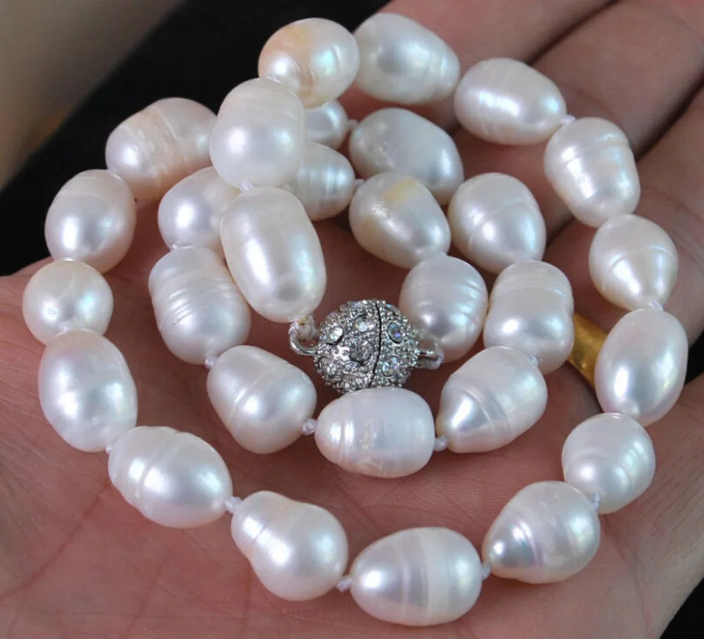Hand Made Natural 12-13MM Genuine white akoya cultured pearl necklace 18"AAA
Hand Made Natural 12-13MM Genuine white akoya cultured pearl necklace 18"AAA