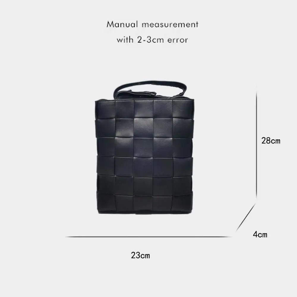 Cassette Messenger Bag In Real Leather Knitting Crossbody Bag Vertical Handmade Cowhide Shoulder Bag Designer Women Men Handbags
Cassette Messenger Bag In Real Leather Knitting Crossbody Bag Vertical Handmade Cowhide Shoulder Bag Designer Women Men Handbags