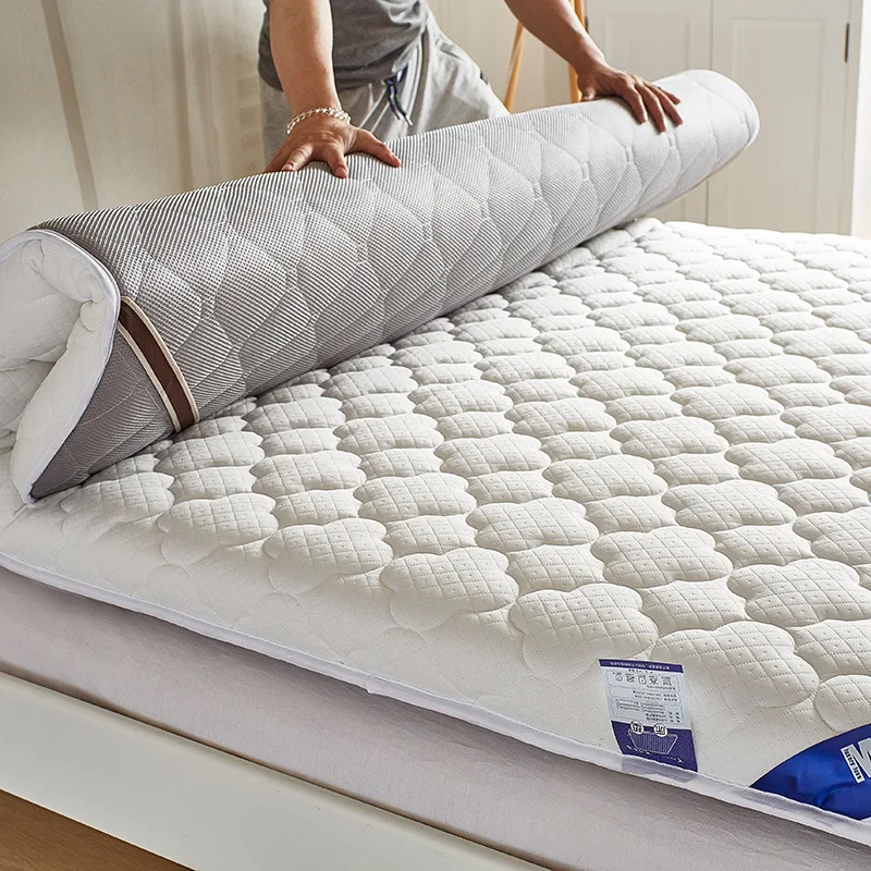 Quality Single Double queen tatami floor Mattress topper bed pad bed topper for summer winter 
Quality Single Double queen tatami floor Mattress topper bed pad bed topper for summer winter