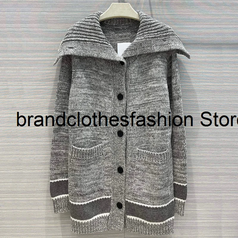 

2021 New Autumn Winter Grey Wool Cashmere Blend Soft Fashion Long Cardigan Women Top Quality Sailor Collar Straight Sweater Coat