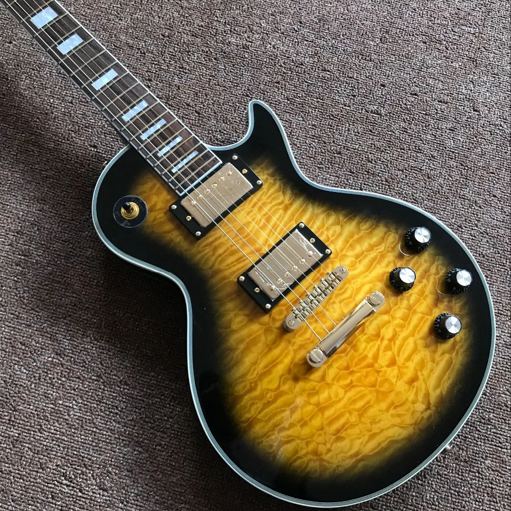 Custom Electric guitar, Gold hardware gitaar,High quality pickups.Mahogany body.handwork 6 Strings custom guitarra.real photos
Custom Electric guitar, Gold hardware gitaar,High quality pickups.Mahogany body.handwork 6 Strings custom guitarra.real photos