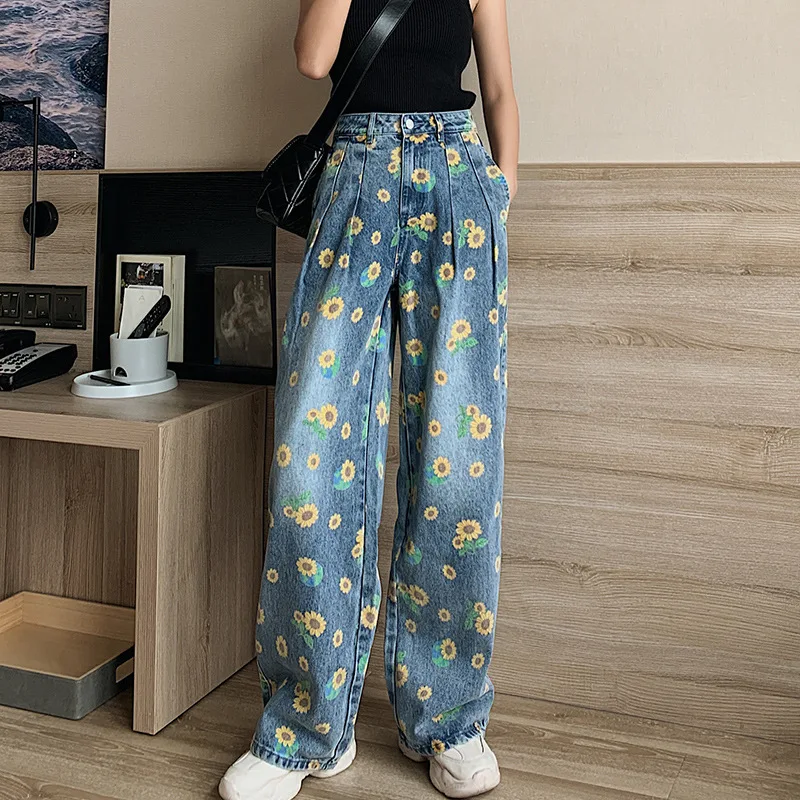 High Quality Women M-4XL Retro Patch Printed Jeans Women Light Blue Washed Loose Ripped Jeans Long Pants
High Quality Women M-4XL Retro Patch Printed Jeans Women Light Blue Washed Loose Ripped Jeans Long Pants